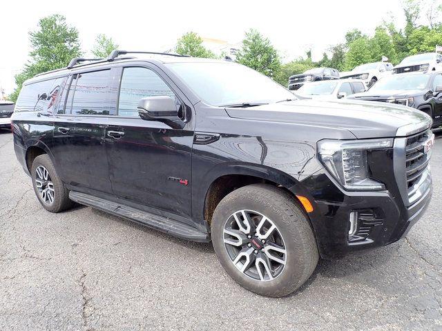 2024 GMC Yukon XL 4WD AT4