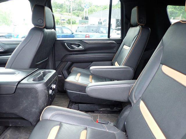 2024 GMC Yukon XL 4WD AT4