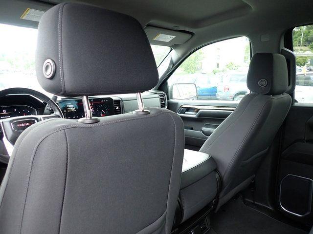 2022 GMC Sierra 1500 4WD Crew Cab Short Box Elevation