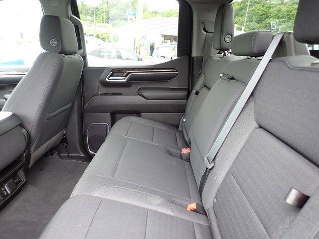 2022 GMC Sierra 1500 4WD Crew Cab Short Box Elevation