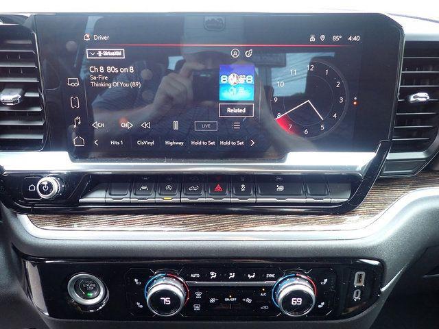 2022 GMC Sierra 1500 4WD Crew Cab Short Box Elevation