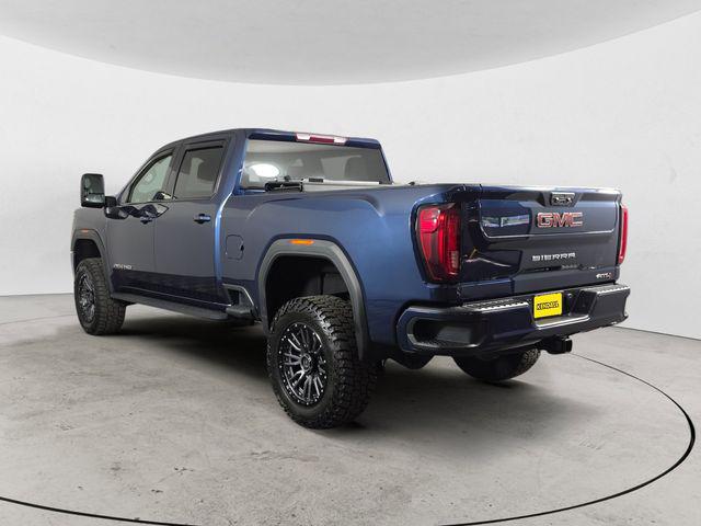 2023 GMC Sierra 2500HD 4WD Crew Cab Standard Bed AT4