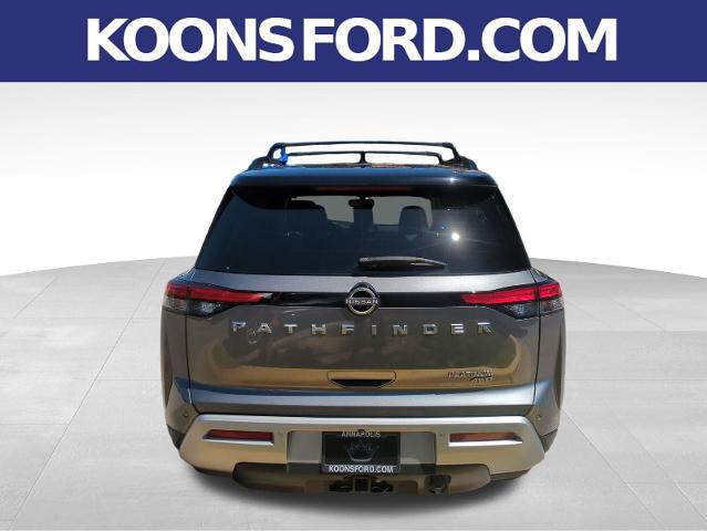 2022 Nissan Pathfinder Platinum 4WD