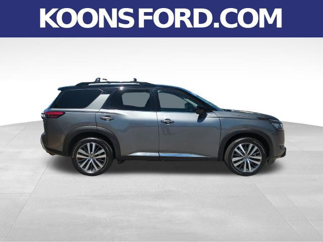 2022 Nissan Pathfinder Platinum 4WD