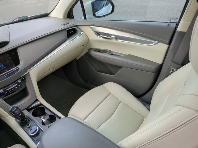 2021 Cadillac XT5 FWD Premium Luxury