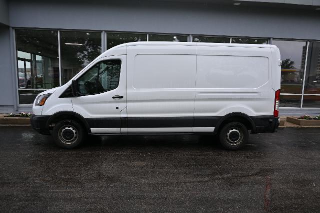 2015 Ford Transit 148 WB Medium Roof Cargo