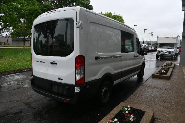 2015 Ford Transit 148 WB Medium Roof Cargo