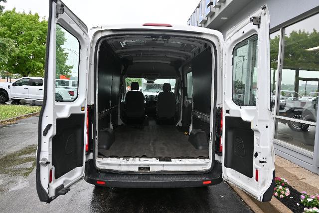 2015 Ford Transit 148 WB Medium Roof Cargo