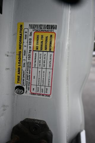 2015 Ford Transit 148 WB Medium Roof Cargo