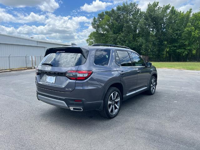 2023 Honda Pilot AWD Elite