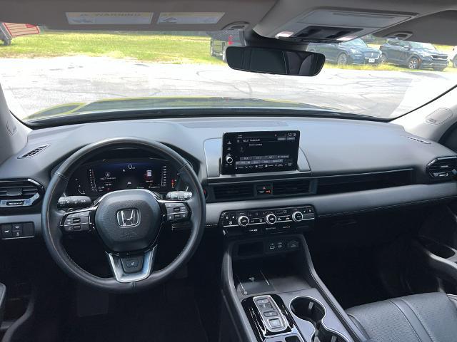 2023 Honda Pilot AWD Elite