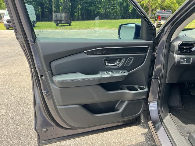 2023 Honda Pilot AWD Elite