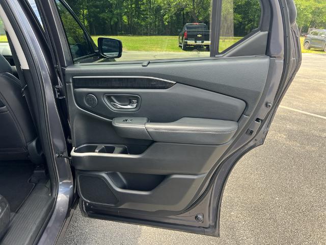 2023 Honda Pilot AWD Elite
