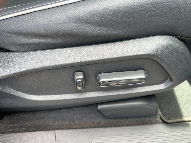 2023 Honda Pilot AWD Elite