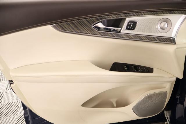 2019 Lincoln Nautilus Black Label