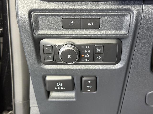 2022 Ford Expedition Platinum MAX