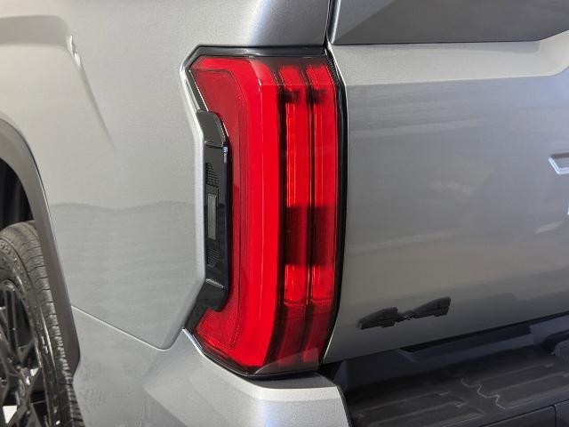 2026 Toyota Tundra Limited CrewMax 5.5' Bed