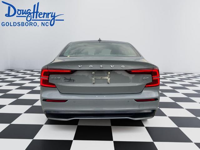 2024 Volvo S60 B5 Plus Dark Theme