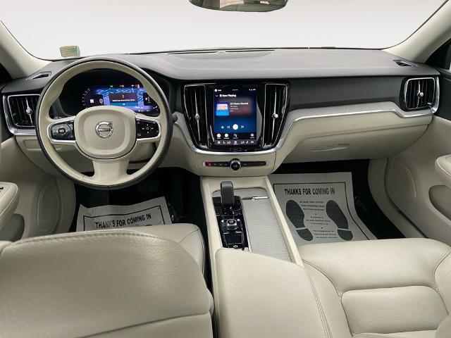 2024 Volvo S60 B5 Plus Dark Theme