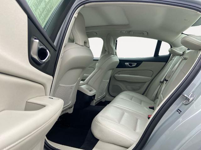 2024 Volvo S60 B5 Plus Dark Theme