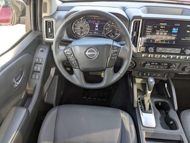 2025 Nissan Frontier Crew Cab Long Bed SV 4x4