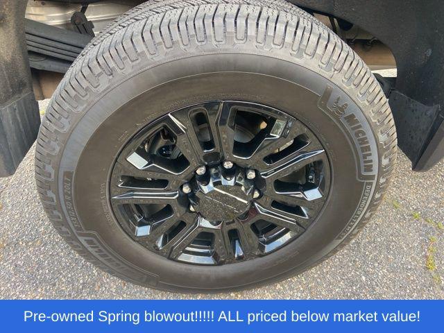 2022 GMC Sierra 2500HD 4WD Crew Cab Standard Bed Denali