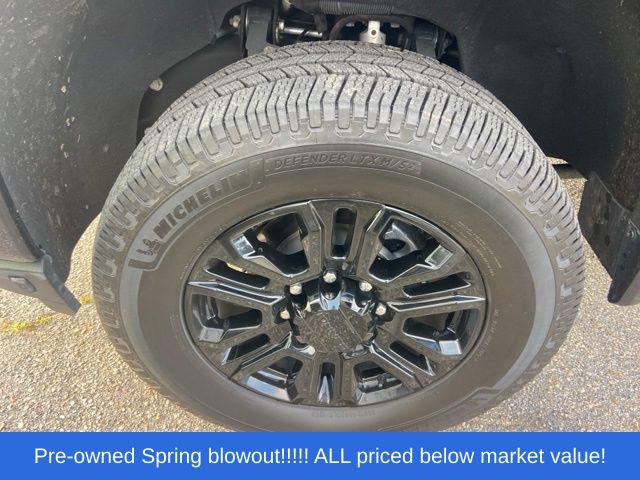 2022 GMC Sierra 2500HD 4WD Crew Cab Standard Bed Denali