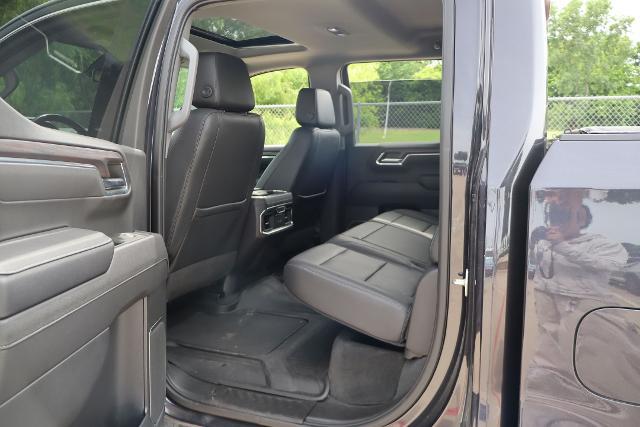 2023 GMC Sierra 1500 2WD Crew Cab Short Box SLT