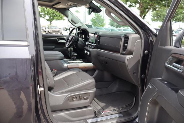 2023 GMC Sierra 1500 2WD Crew Cab Short Box SLT
