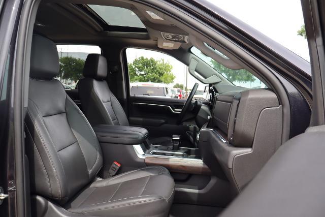2023 GMC Sierra 1500 2WD Crew Cab Short Box SLT