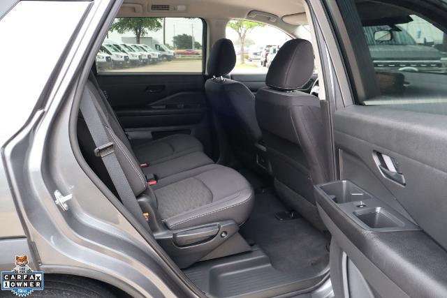 2024 Nissan Pathfinder SV FWD