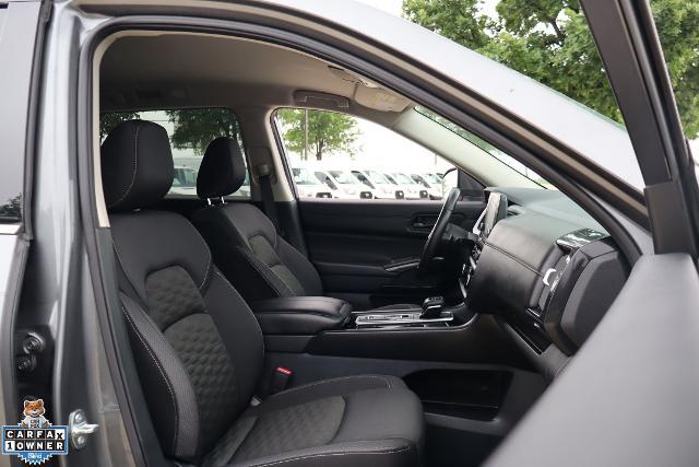 2024 Nissan Pathfinder SV FWD