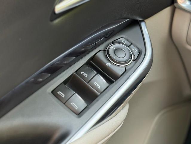 2022 Cadillac XT4 AWD Luxury