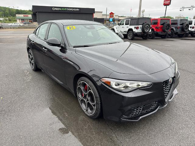 2025 Alfa Romeo Giulia AWD