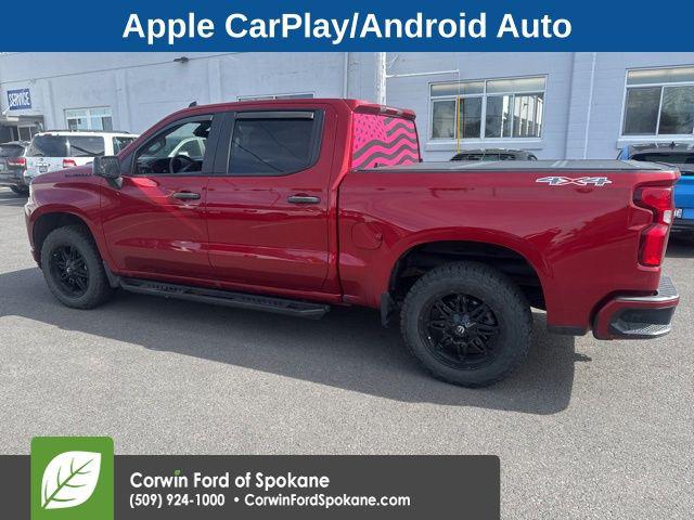 2022 Chevrolet Silverado 1500 4WD Crew Cab Short Bed Custom