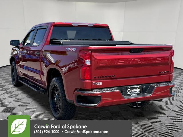 2022 Chevrolet Silverado 1500 4WD Crew Cab Short Bed Custom