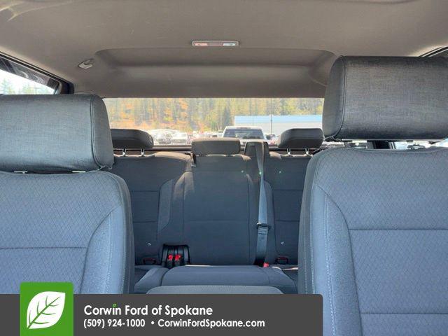 2022 Chevrolet Silverado 1500 4WD Crew Cab Short Bed Custom
