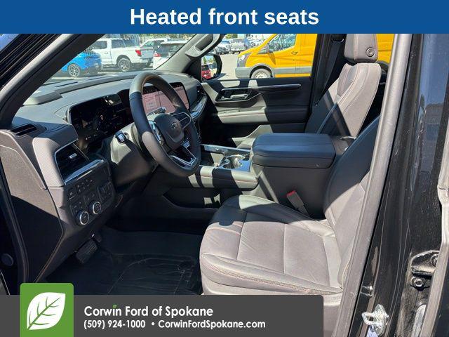 2025 Chevrolet Suburban 4WD RST