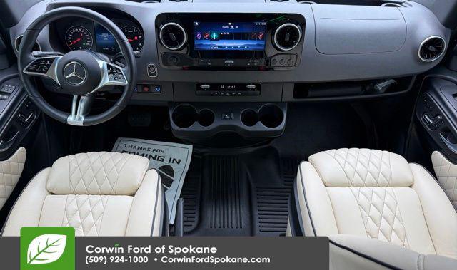 2025 Mercedes-Benz Sprinter 2500 High Roof 4-Cyl Diesel HO
