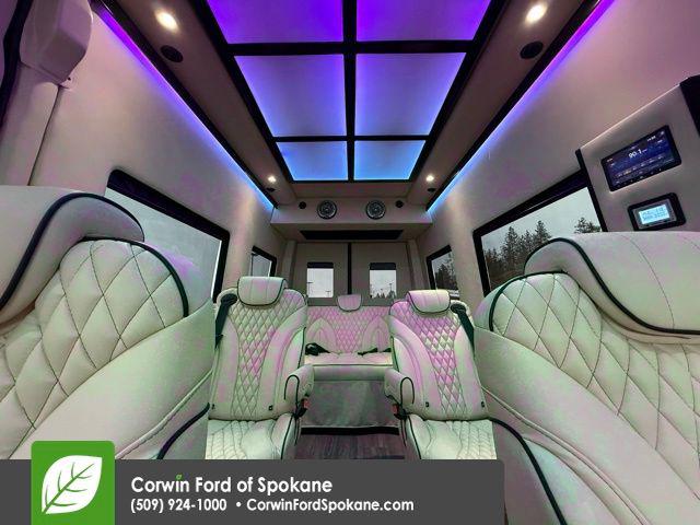 2025 Mercedes-Benz Sprinter 2500 High Roof 4-Cyl Diesel HO