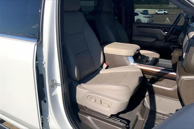 2024 GMC Sierra 2500HD 4WD Crew Cab Standard Bed SLT