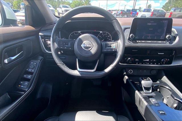 2022 Nissan Rogue SV FWD