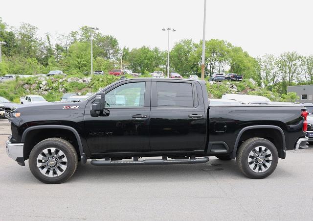 2025 Chevrolet Silverado 2500HD 4WD Crew Cab Standard Bed LT