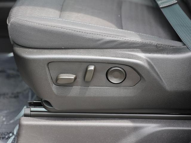 2025 Chevrolet Silverado 2500HD 4WD Crew Cab Standard Bed LT