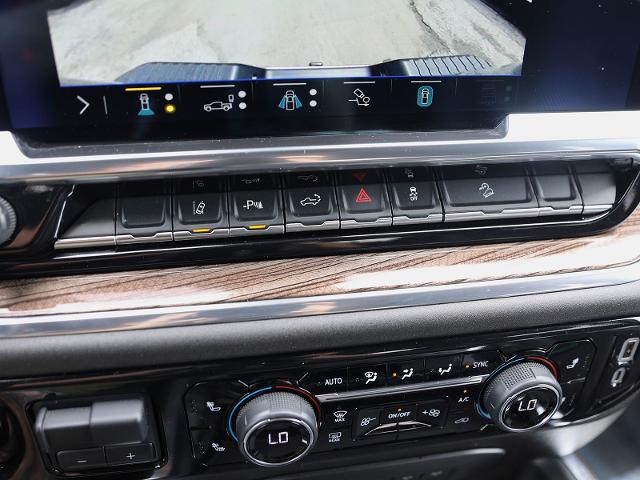 2025 Chevrolet Silverado 2500HD 4WD Crew Cab Standard Bed LT