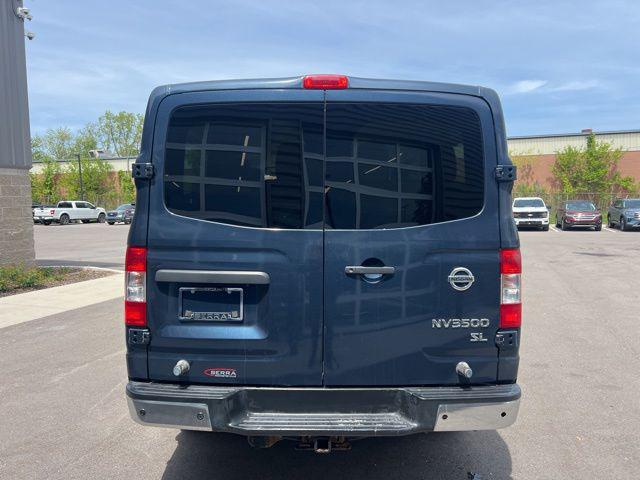 2021 Nissan 3500 SL