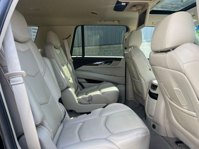2020 Cadillac Escalade 4WD Luxury