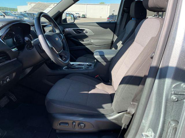2024 Chevrolet Traverse FWD LT Cloth