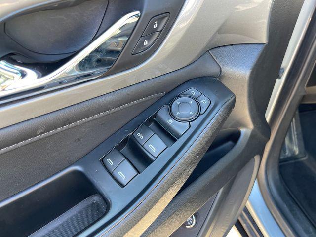 2024 Chevrolet Traverse FWD LT Cloth