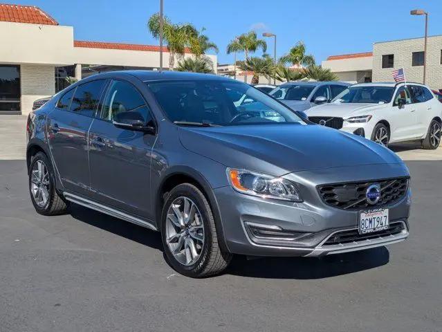 2017 Volvo S60 Cross Country T5
